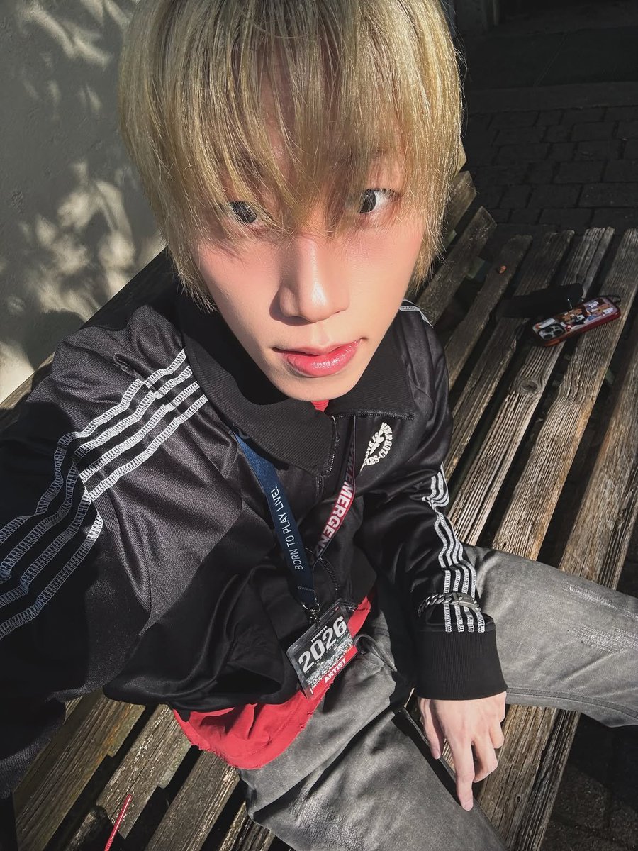 Sss_CBB's tweet photo. 진짜 착한 고양이 같다 그치 https://t.co/XqIutWTqST