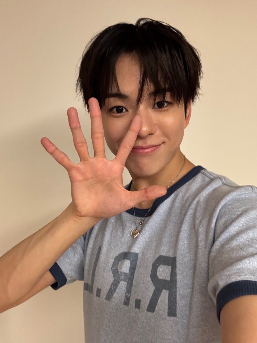 wyoonw's tweet photo. 💓 https://t.co/MPrSOgukT3