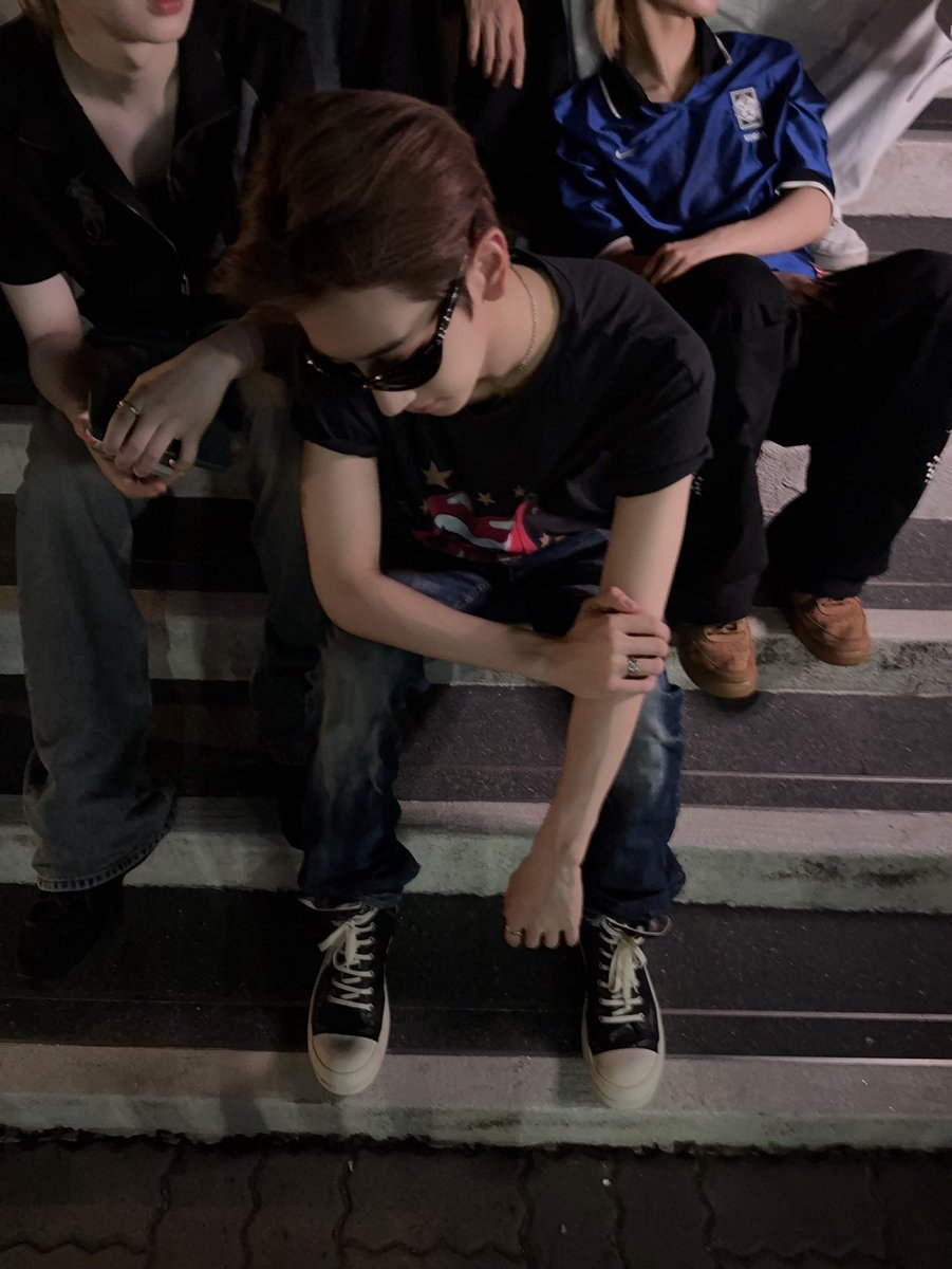 NewBeat_twt tweet picture