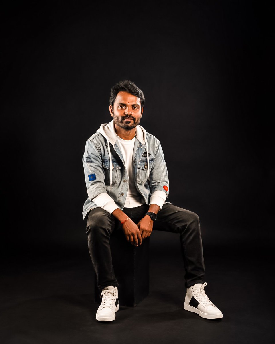 SandeepSandyJSP's tweet photo. “Not here to fit the frame. Here to own it.”

#Fashion #Portrait #Style #Attitude #Photography https://t.co/oOaQDZeYt8