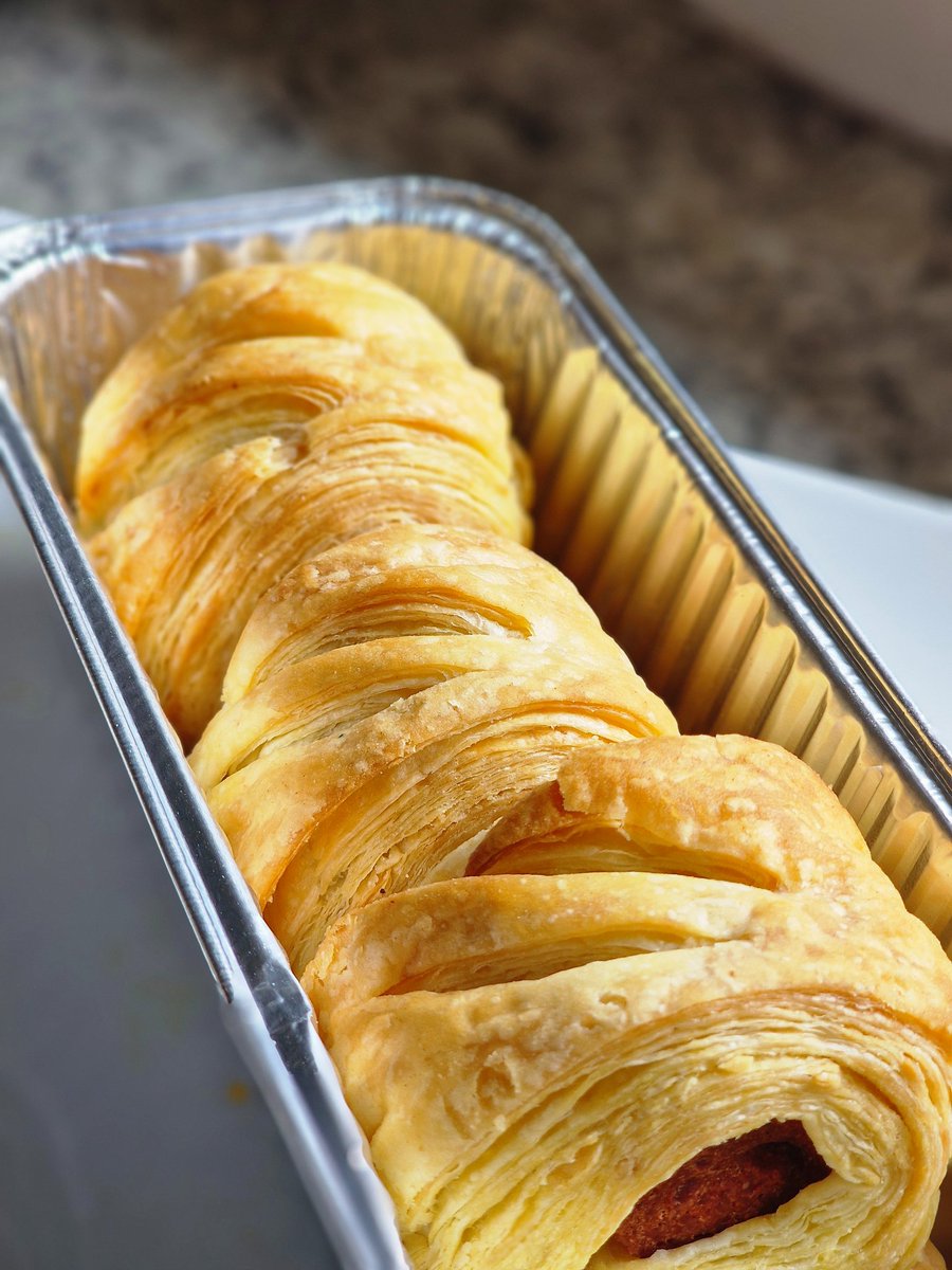 Thickslender's tweet photo. Puff pastry 🤌 0779743451
Samosa risina ma bubbles 🤌. Retweet https://t.co/FpuvTCtKmb