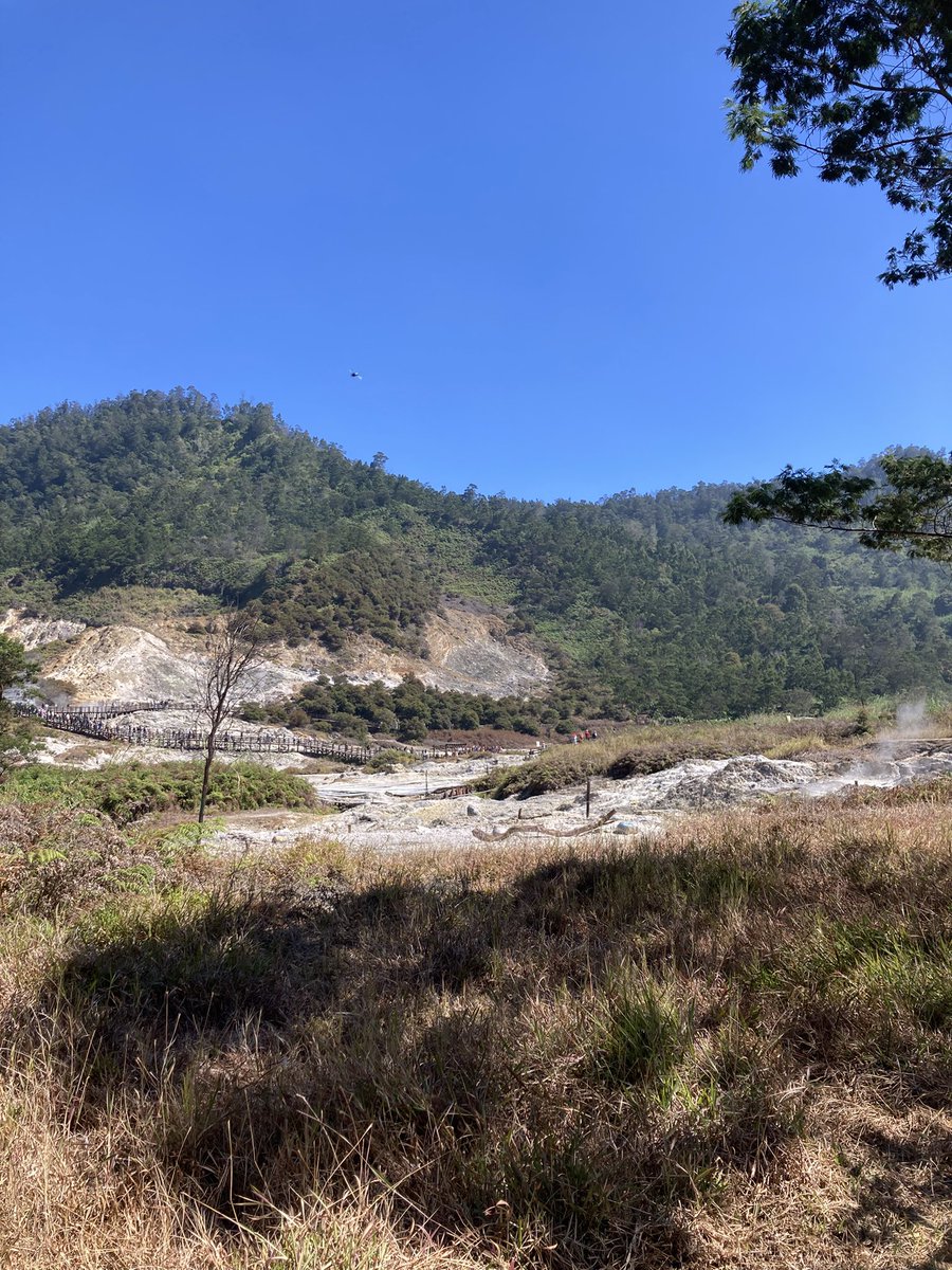 azzhrch's tweet photo. hallo dieng 🤍 https://t.co/GL3j1VBmk0