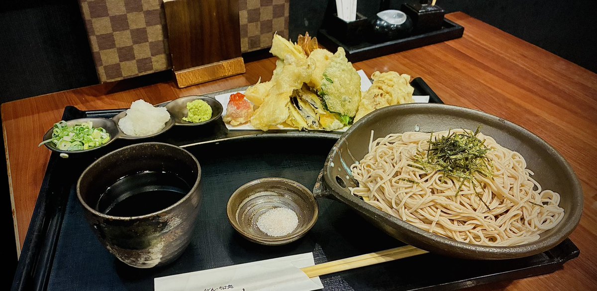 text03unity's tweet photo. 個人的野菜天ぷらの具材ランキングはナス・アスパラ・れんこん・玉ねぎ・コーンです。
#天ざるそば https://t.co/zNn9ZGP6DX