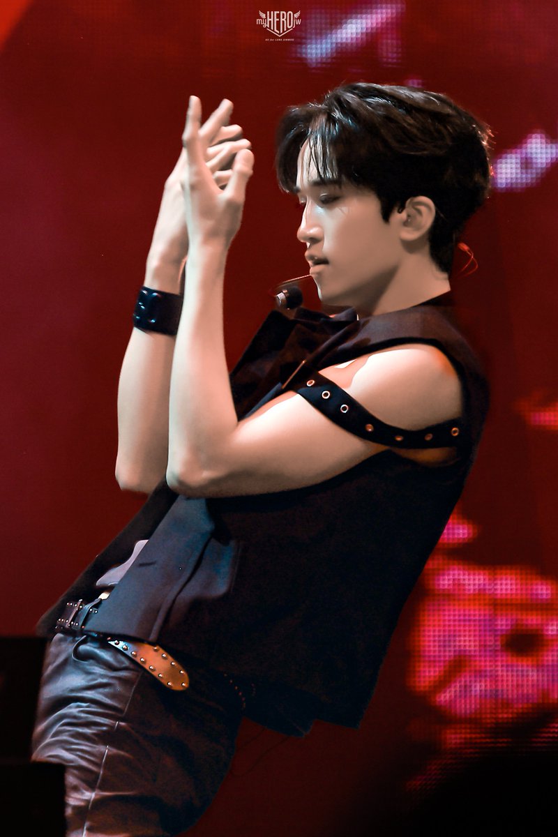 myHEROjw's tweet photo. 260808 
2026 LUN8 FANCON [OFF-ZONE] 
#준우 #JunWoo #루네이트 #LUN8 https://t.co/lYvHXNEZA3