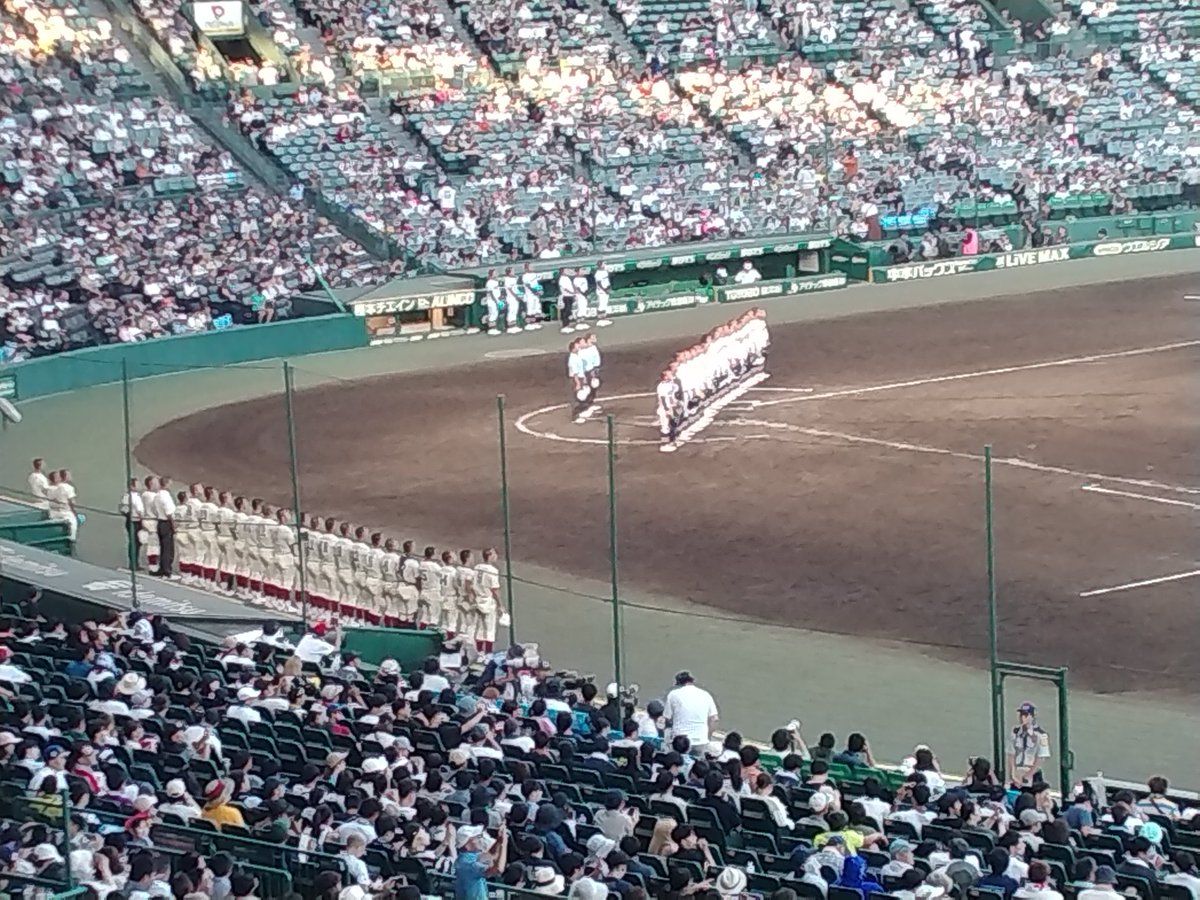 5589fan1's tweet photo. 第108回全国高校野球選手権大会
大会6日目　午後の部(第3試合)
高川学園7-1高岡商業
敗れましたが、高岡商は1番から3番に並んだ1年生が9回にチャンスを作り、意地の1点をもぎ取る姿勢、立派でした！この経験を糧に👍
応援もWe are 高商 凄かった👏 https://t.co/ErP1RRWikp