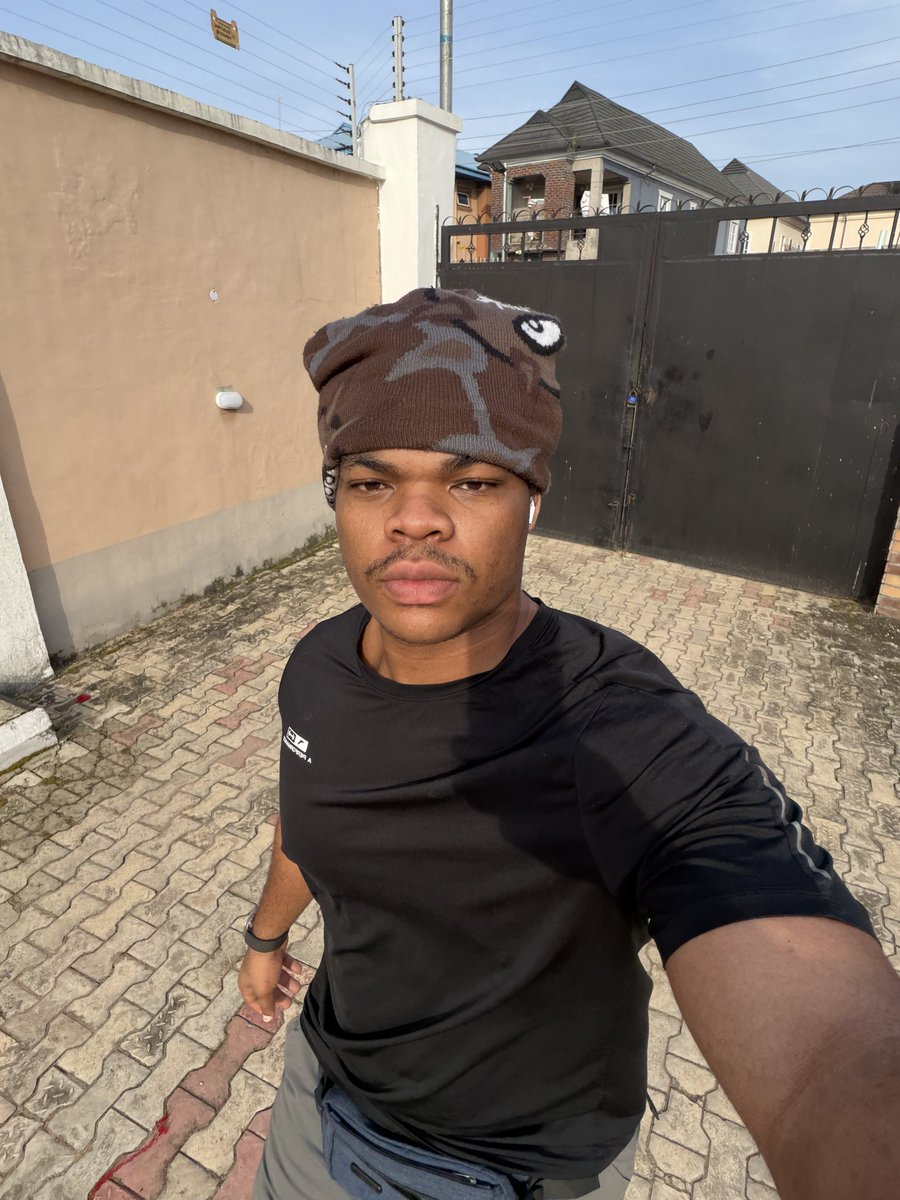 yankeeplug_'s tweet photo. Morning routine >>> https://t.co/BKqrh5RUA9