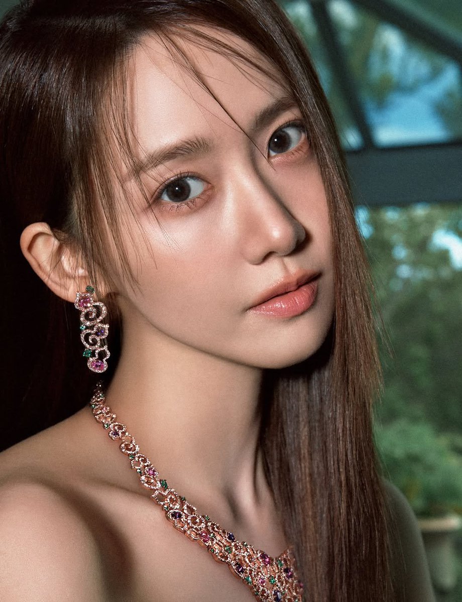 ordinarynojaem's tweet photo. YoonA’s IG Update #3 

“📸

@/dazedkorea 
@/qeelinjewellery”

(🎶 Kendrick Lamar • LOVE. (feat. Zacari)) https://t.co/a7A5jmEfod