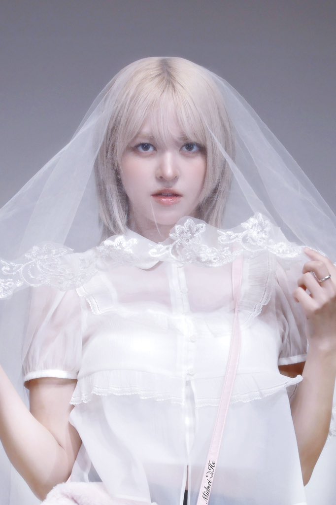 Lilyfied_'s tweet photo. To. 부부즈

청첩장이 누락된 거 같은데 다시 보내주시겠어요............ https://t.co/1eirTRYhjo