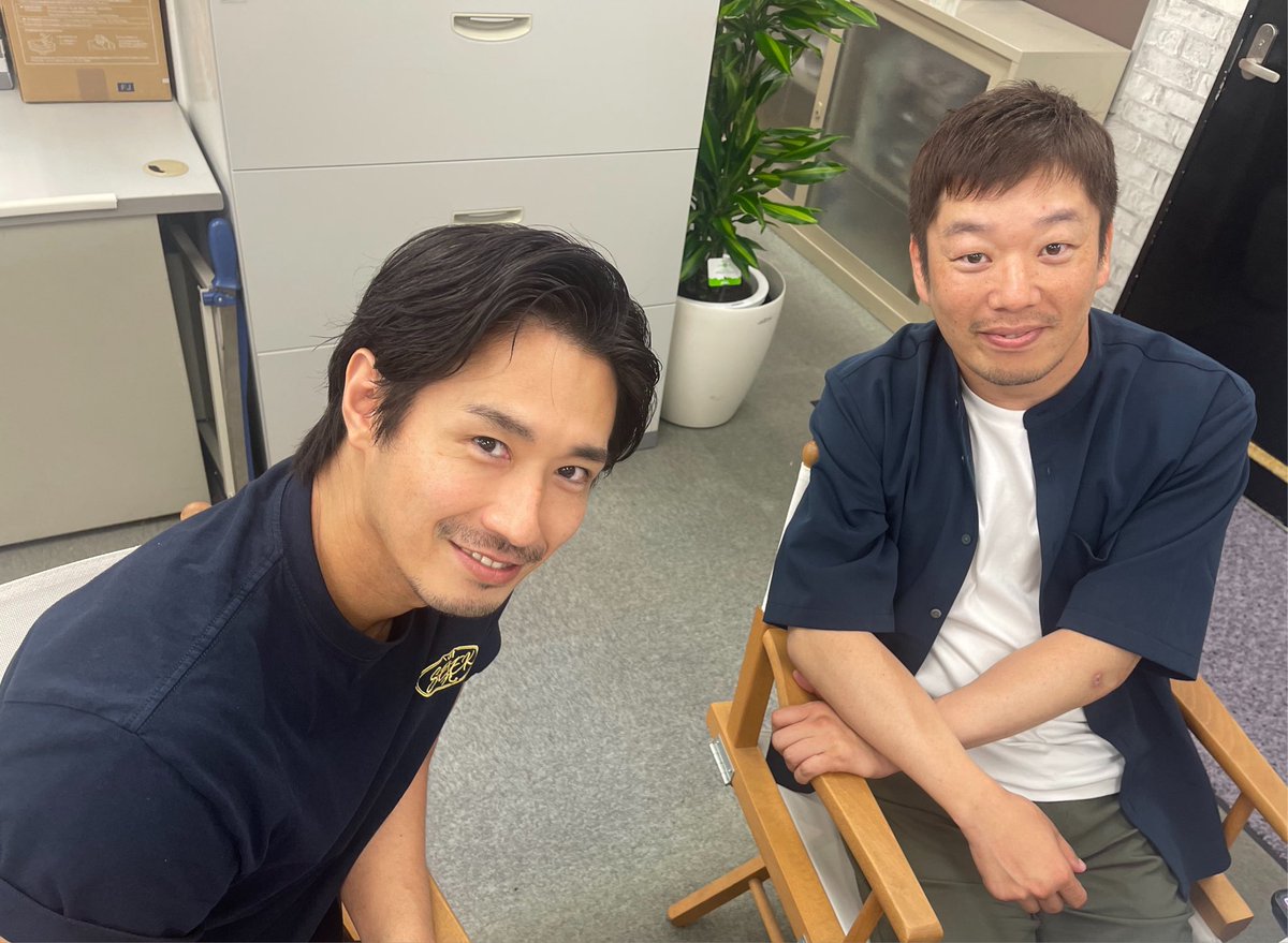 GeminiJun621's tweet photo. いよいよ間もなく！！

本日19時から
アクション談義 第4弾
映画『SEEK』公開記念スペシャル！

＃浅野寛介さん、＃石井靖見さん　と一緒に、生配信でたっぷりお話しします！

映画のこと、アクションのこと、撮影裏話、そして特撮の話まで🔥

19時から、ぜひ一緒に楽しみましょう！！
コメント、質問もお待ちしております😆

▼まもなく配信スタート！

https://t.co/QcKnv8Hrvo

#SEEK #アクション談義 #アクション #特撮 #JAE