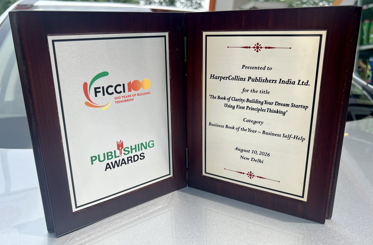 unbridledbliss's tweet photo. The Book of Clarity by @paraschopra wins the FICCI business book of the year award. Here’s one book that we knew would be a national bestseller instantly. Winning the FICCI award is a validation that great ideas always work. @HarperCollinsIN https://t.co/XfGlf2q6sr