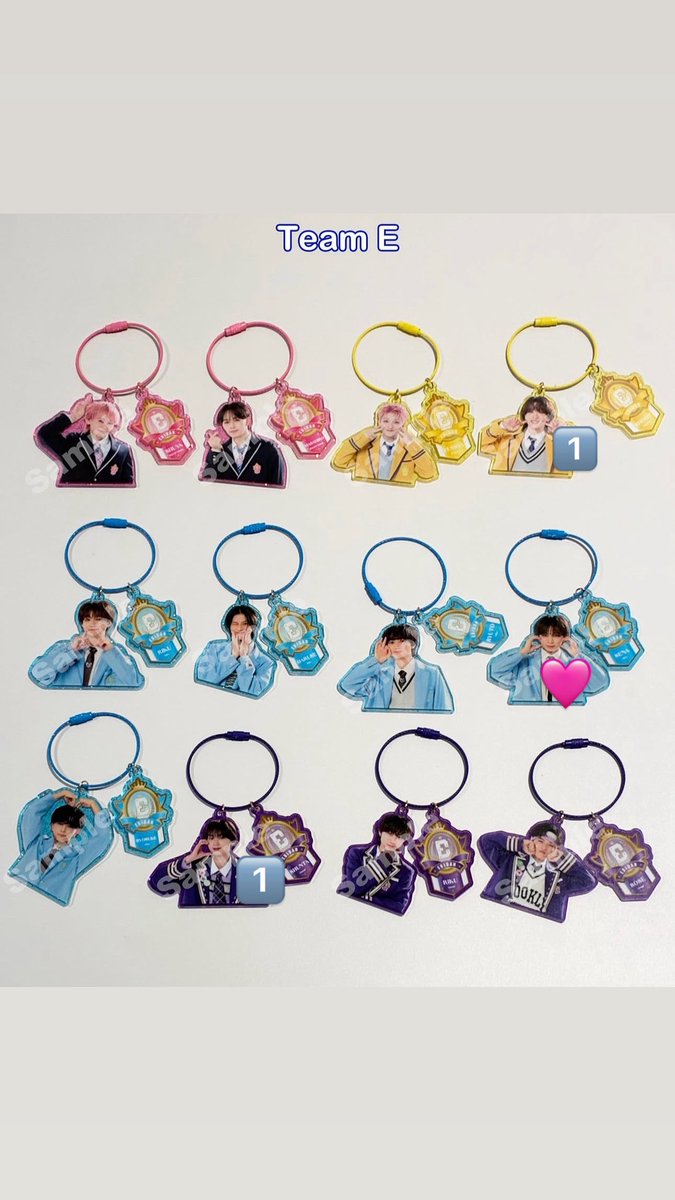 ri11na06's tweet photo. EBiDAN the LIVE 2026 エビライ アクキー 学生証    ランダムグッズ 交換 アクキー

譲   1️⃣
求   🩷️

15日手渡し or   郵送

 #EBiDAN交換 https://t.co/MalBmWm4hR