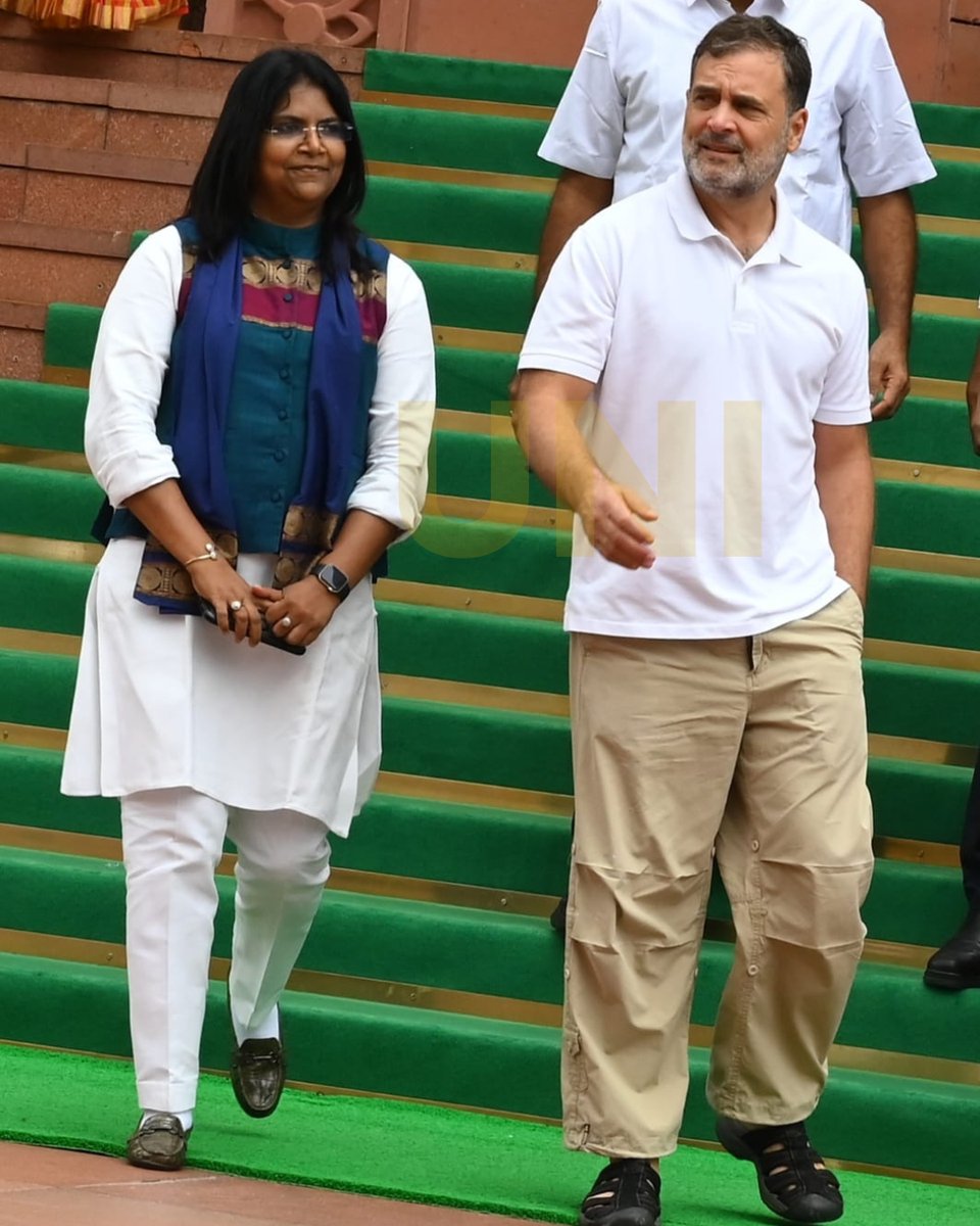 UNI_Photos's tweet photo. In Photos | Congress MP and Lok Sabha LoP Rahul Gandhi and Congress MP Jebi Mather at Parliament House during the Monsoon Session in Delhi on Monday (10/08).
@RahulGandhi | @AdvJebiMather | #RahulGandhi | #JebiMather | #Congress | #LoPLokSabha | #MonsoonSession | #UNI https://t.co/RuV72XGx2h