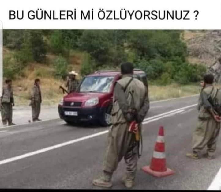 ErolKayal15's tweet photo. NE ÇABUK UNUTTUNUZ....
 Erdoğan bahçeli ülkeyi bölecekmiş..,,
Kuyruğuna takıldığınız çakallarla aslanları bir sanmayın
 Kurt kışı geçirir yediği ayazı unutmaz https://t.co/4eQD1NJwIZ