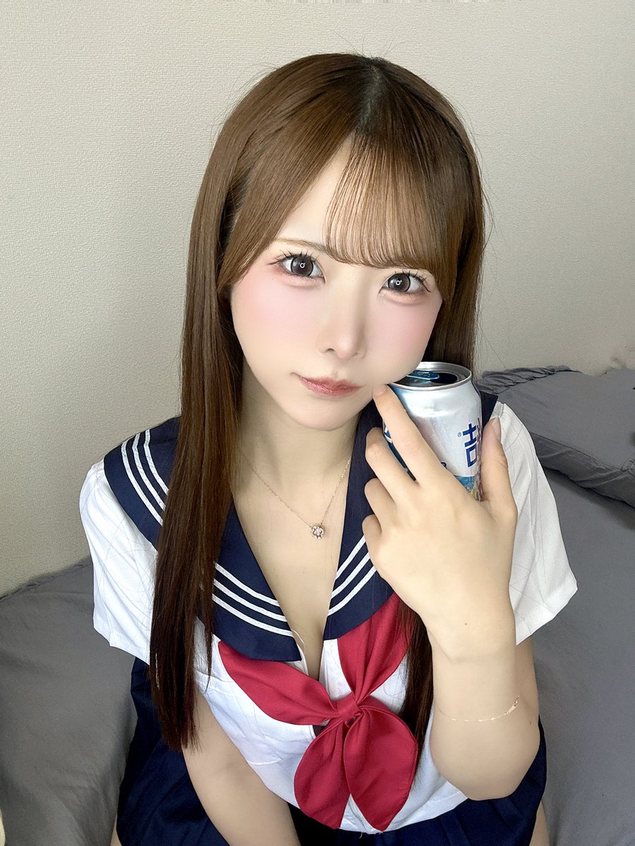 kuuso_mayupi's tweet photo. 先生、バレなきゃ大丈夫だよ https://t.co/0GE1NCKzRN