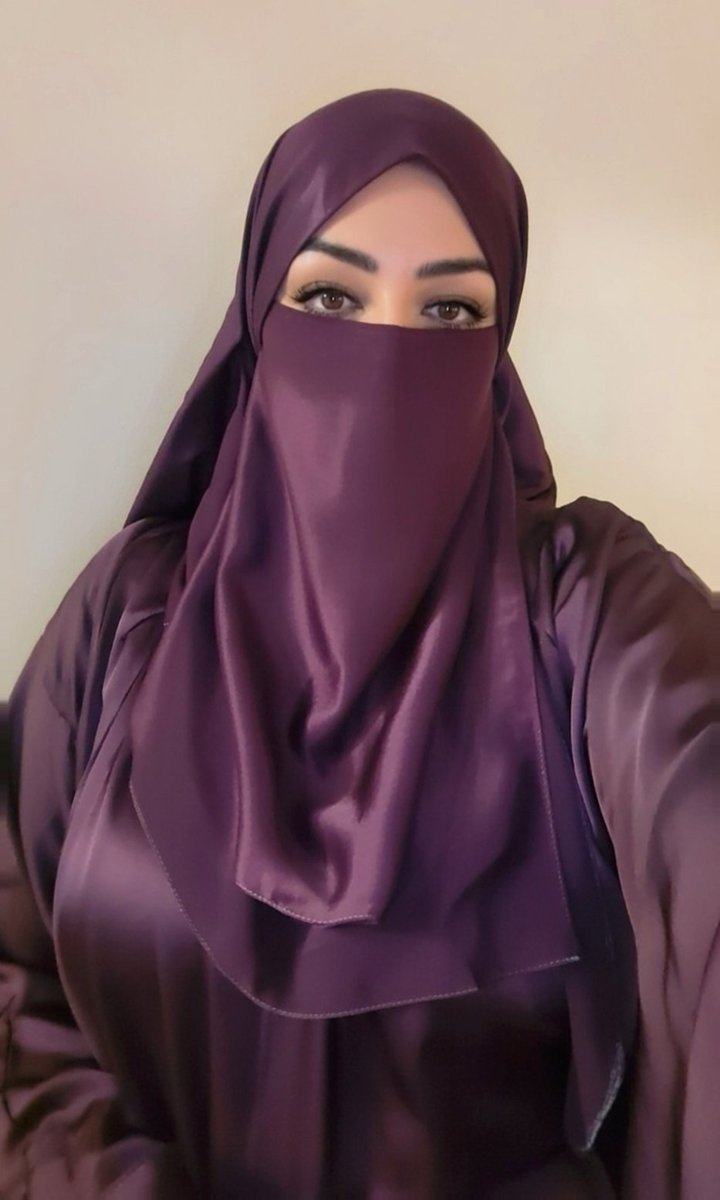 hedMo68082's tweet photo. هو الحر ده مش راضي يخلص ،
عشان بقيت اغير هدومي كل ساعة من العرق في الشغل https://t.co/15iADVAUiO