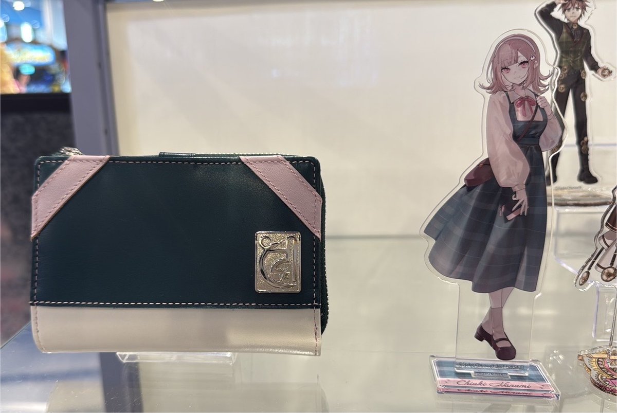 showshow724's tweet photo. ななみん♡
財布の特典アクスタがかわいすぎて、買うかすごく悩む… https://t.co/dOb7VqhsxL