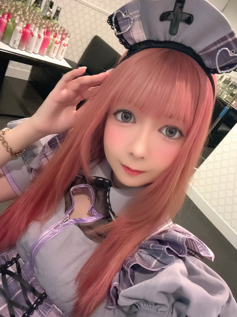 yuna_11050's tweet photo. おきゅいん🫶
今日ははぁとの日でお得だよ🩵
ガチャ引きにきて(๑•̀ω•́ฅ)
オープンはゆな・こゆたん・しいな
遅れてにこちゃん来るよ！
ご来院お待ちしてます🏥 https://t.co/0XtU9NBKIV