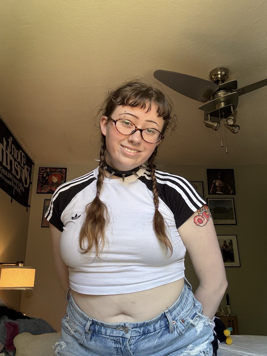 maddiekittyyy's tweet photo. HMU 👉👈🌸🩷 https://t.co/fCvM58k7s0
