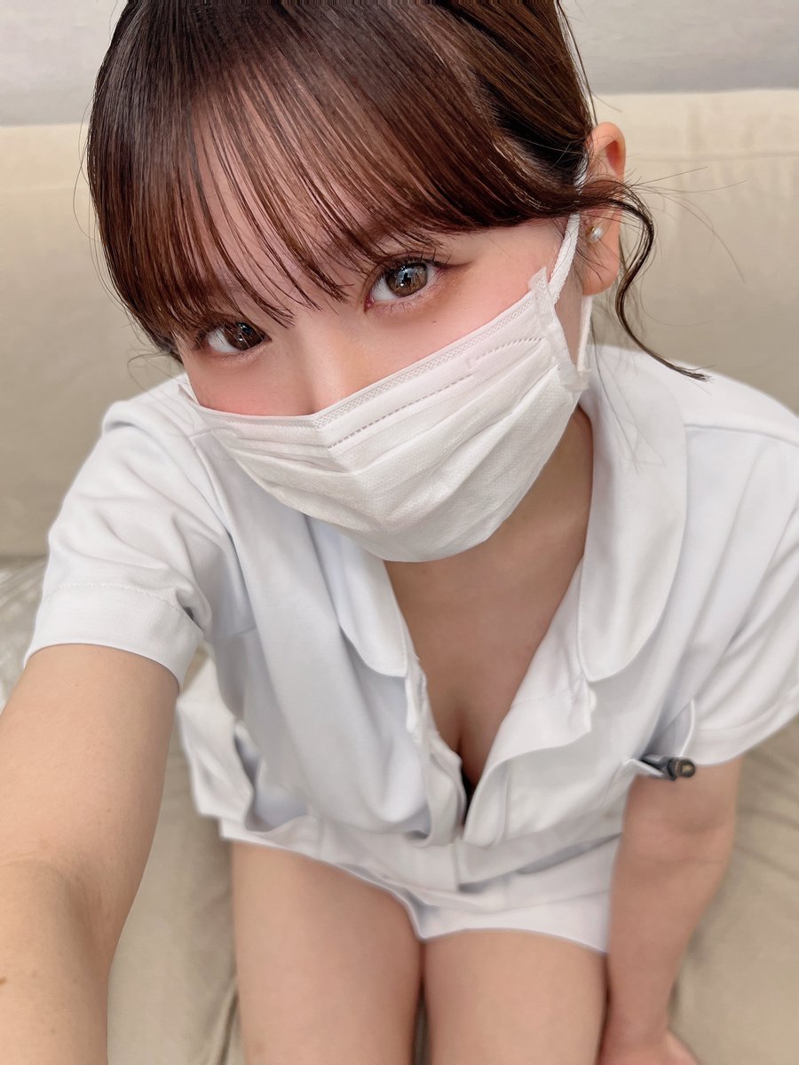 sterling626's tweet photo. マスクの下気になるならコメント欄みたら見れるかも... https://t.co/nooWQ1Vzu6