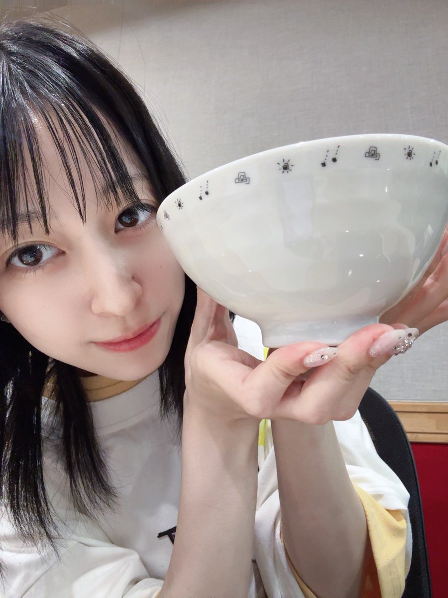 onsenradio's tweet photo. #月音こな の #つきねびより
第36回配信スタート🌕
https://t.co/aUz7NKfzjI

9月27日のイベント物販にて発売する
「こなどうらくちゃわん」が完成しました！
配信画面も注目です👀
おまけでは「ドパガキ診断」をしています

▼イベント先着受付は8月15日から
https://t.co/7GnXkNgJTR
#音泉 https://t.co/4e30v4PhW6