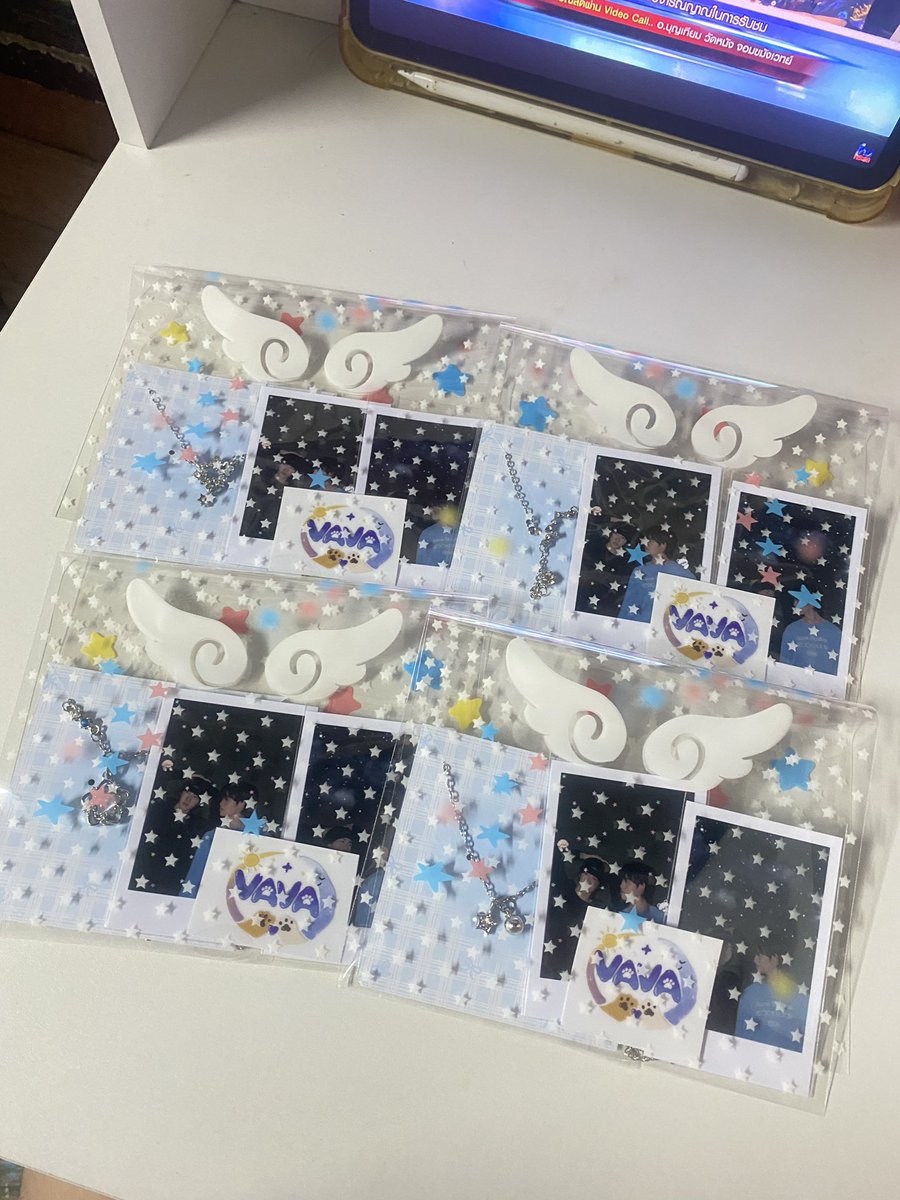 ksnnn96's tweet photo. ✧‧₊˚ ~ pls kindly rt ~ ✧‧₊˚

✩‧₊˚ Giveaway 50 set  ✩‧₊˚
🫧✨🐻‍❄️🐶
Date : 15 August 
Ocation 📍: Impact arena
Time: TBA
RT &amp; show this tweet  💫
✧‧₊˚ ✧‧₊˚ ✧‧₊˚ ✧‧₊˚

ถึงแม้ตัวจะไม่ได้บัตรแต่อยากไป 555555 

#เจอด้วงที่อิมแพคนะเธอ
#DuangGoRoundConcert https://t.co/bD1ItKfMhB
