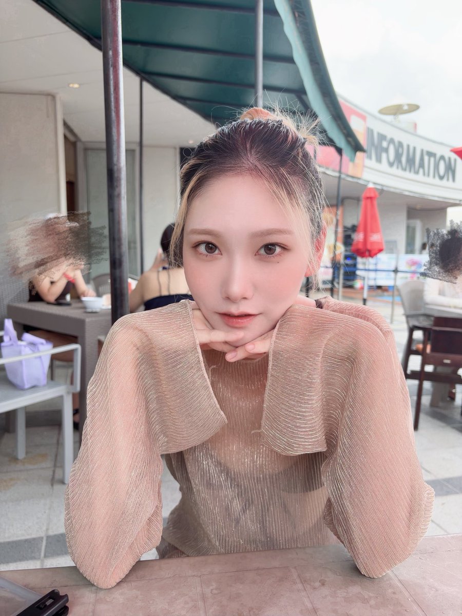 chi_osushi's tweet photo. プールに行きました☀️🍮
これはローソンで見つけたラッキーピエロ https://t.co/d4dtDl3ICu