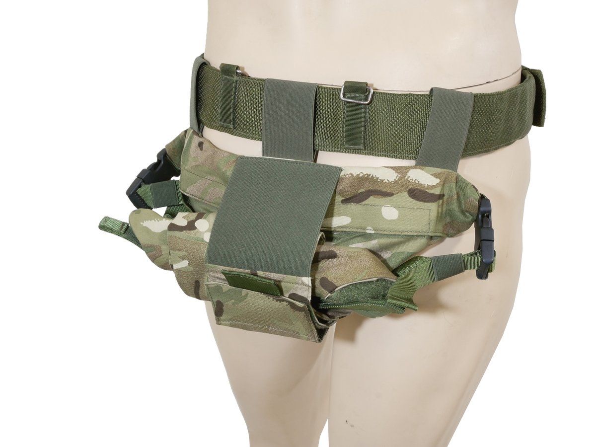 lightarmour's tweet photo. 【イギリス軍 ペルビックプロテクターカバー MTP迷彩 新品】を出品しました！

https://t.co/8TD6wvFEcm https://t.co/EHImSVcdMa