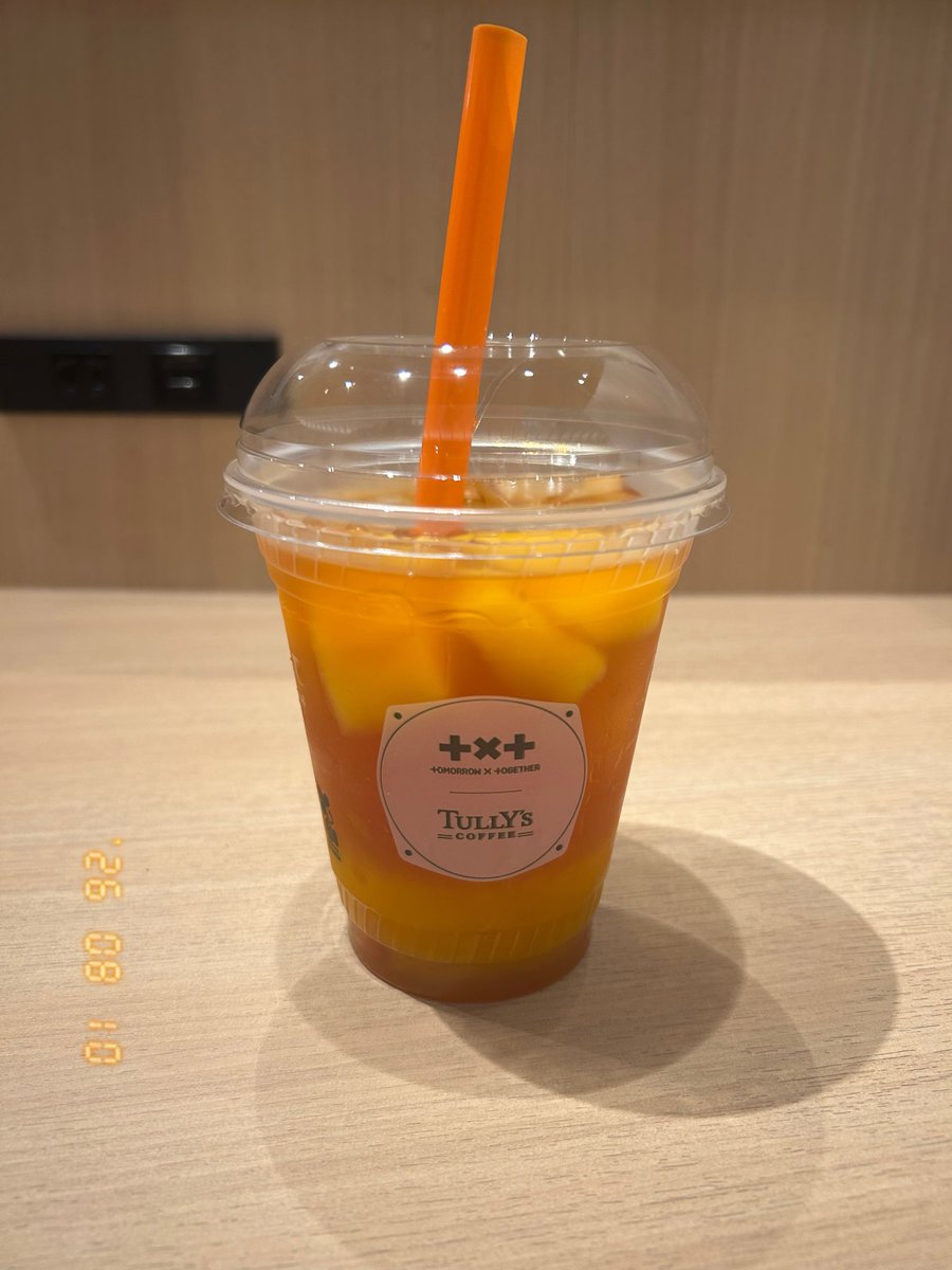 lamlamlam24's tweet photo. マンゴーセパレートティーおいっし˘͈ᵕ˘͈ https://t.co/PO0q1v7JDF