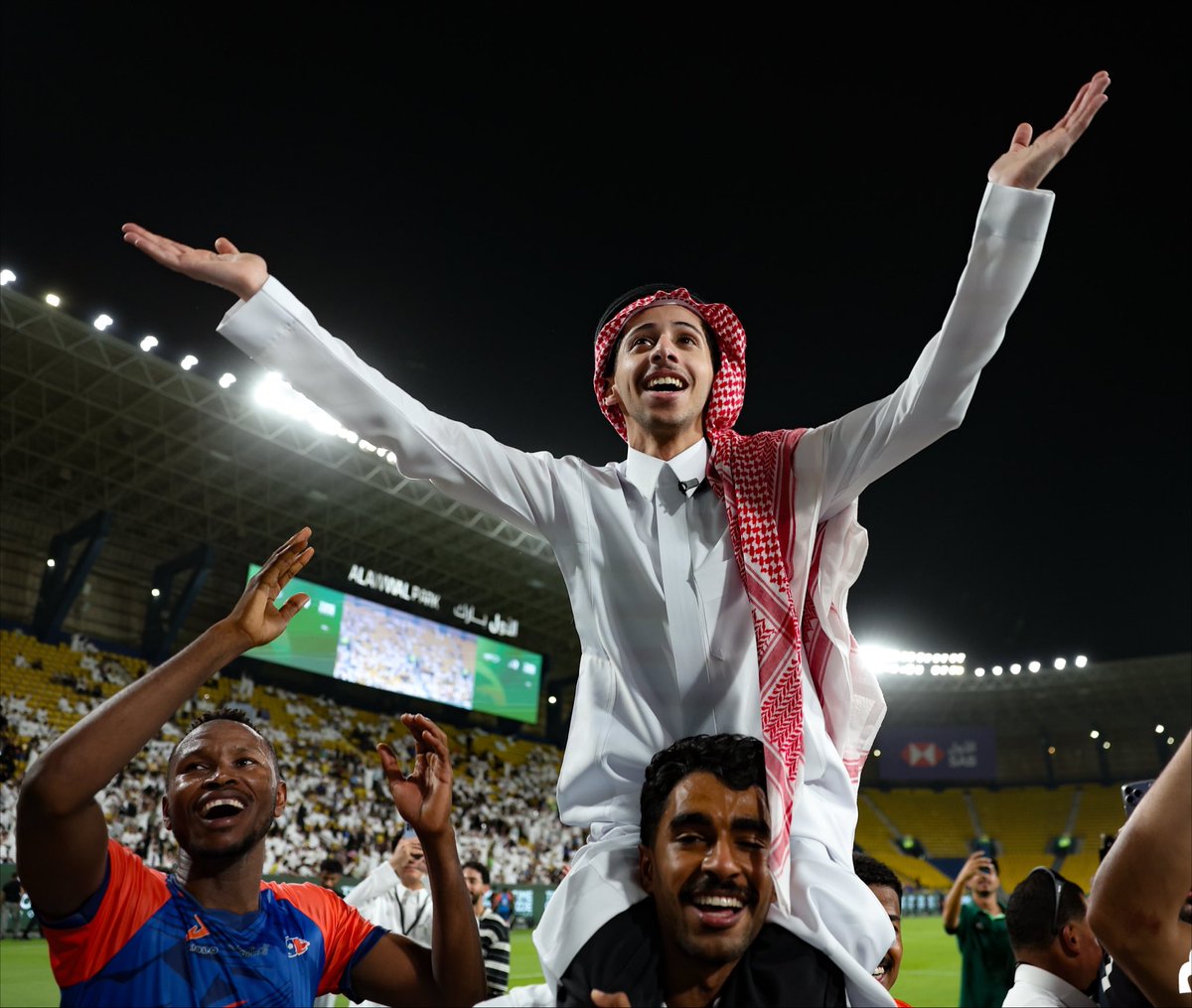 mshaif11's tweet photo. انتهت بطولة كأس النجوم
والله تجربة جميلة واستمتعنا فيها جداً🤍، يعطيكم الف عافية على حضوركم او حتى متابعتكم اللي حلت البطولة وشكراً لمنظمين البطولة ماقصروا🙏🏻 والف مبرووك لنايف ومعوضين خير الباقيين🤍 https://t.co/t0nI415U7b