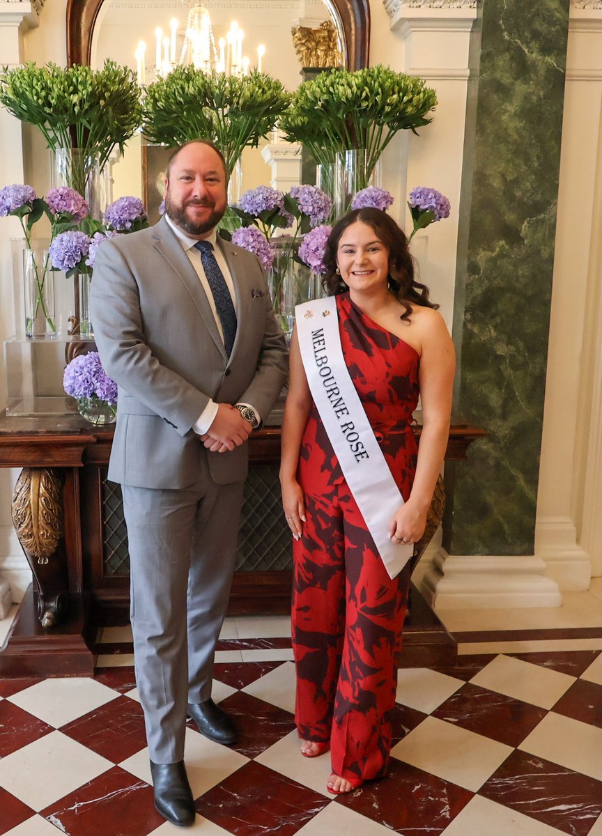 AusEmbIre's tweet photo. Chargé d’Affaires Hazell was delighted to meet the Australian Roses in Dublin ahead of this year's @RoseofTralee_ ☘️ The Rose program continues to celebrate the remarkable contributions, achievements, and community spirit of young women across Ireland, Australia and around the world, and showcases our enduring links. Wishing the Australian Roses every success in representing their communities on the international stage in Ireland. 🇦🇺🇮🇪🌹