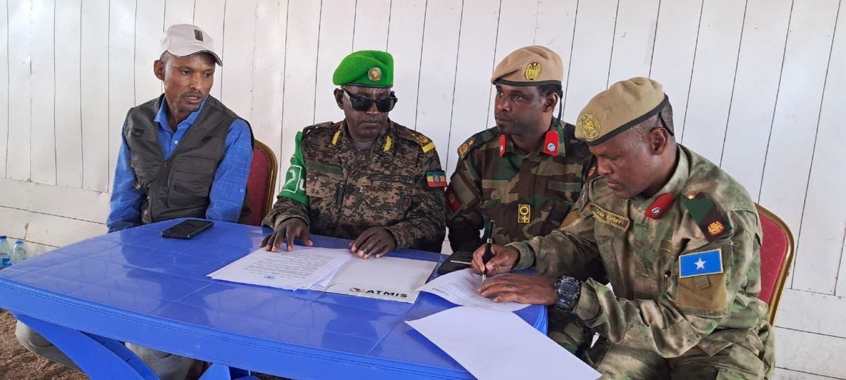 dhoorebbc's tweet photo. #Somalia: AUSSOM #Ethiopian contingent transferred the technical management of Buurhakaba Forward Operating Base (FOB) to the 60th Division of the Somali National Armed Forces.

The base has been manned by Ethiopian forces since 2014.

“This handover marks another important step in strengthening Somali-led security and advancing the progressive transfer of security responsibilities to the Somali Security Forces,” AUSSOM said.