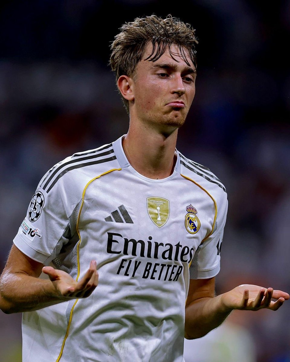 theMadridZone's tweet photo. 🚨💣 BREAKING: Dean Huijsen is Real Madrid new number 4. @AranchaMOBILE https://t.co/uxrpn9WYfP