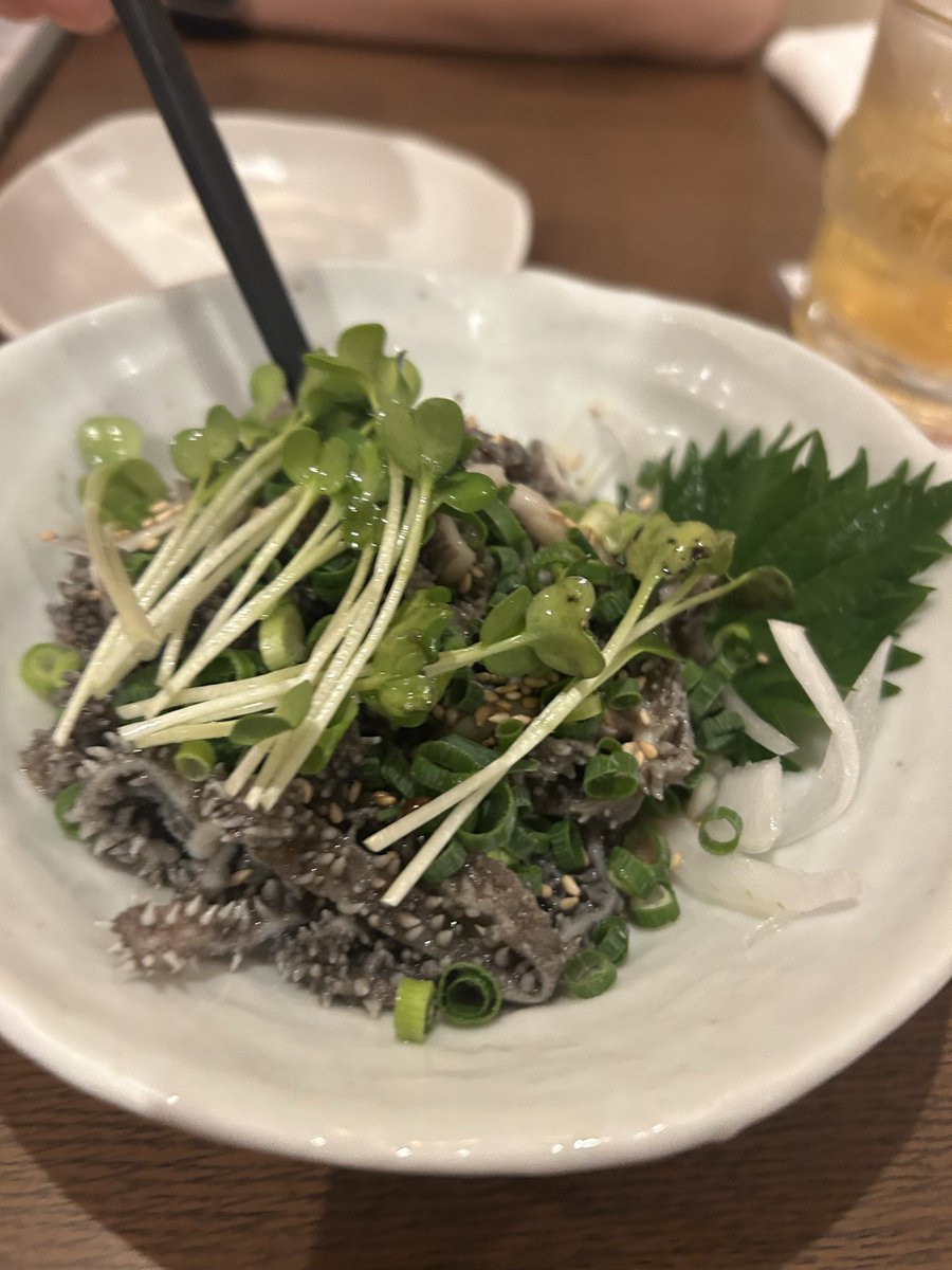 aobantyo's tweet photo. 同級生の居酒屋に30年ぶりに会いに来たけど会えなかった😭
料理、めっちゃ美味しいかった‼️
#やぶれかぶれ https://t.co/T1y7LCk9hw