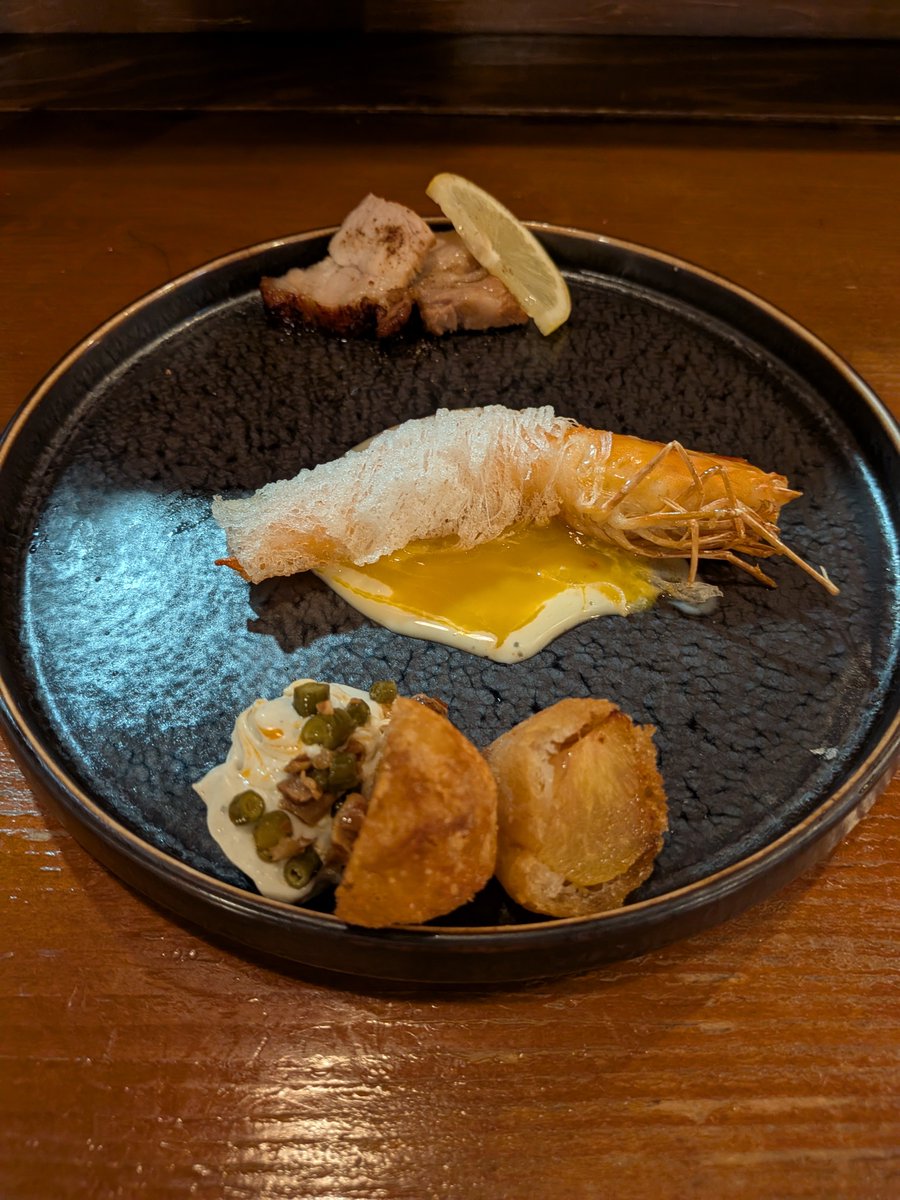 nowherehashikun's tweet photo. 毎年恒例、 #戦2026 セルフ労いランチ、今年はずっと行ってみたかった京都の中華「イーパンツァイ田中」！
いやはや噂に違わぬ凄い店だった⋯優しい味つけが多い京都中華とはまた違った攻めたアプローチだが絶妙なスパイス使いと香りのコントロールに感服
これはまた何か理由見つけて再訪したい https://t.co/pxExcCiG26