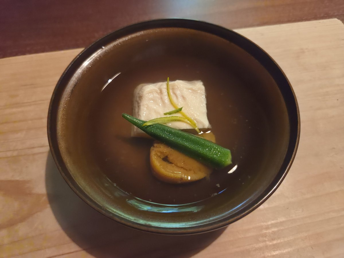 s_tabearuki's tweet photo. 味道広路

ゴマフグ　ズッキーニ　トマト
こおりどうふ　ウニ　オクラ
オヒョウ　おから　山わさび　松の実　長ひじき
メダイ　ナスの皮　新じゃが　クルミ
マイカ　めぐみゴールド
もずく　きゅうり　ホッキ　岩のり
ナス　アブラコ　ししとう
メジマグロ　赤紫蘇　酢飯
ピノガール　ラズベリー
梅 https://t.co/9k7jMwBGQk