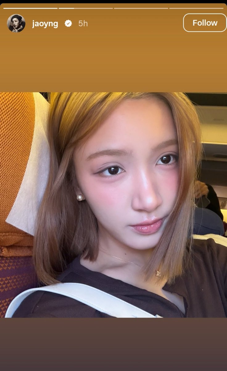 Vanishafw's tweet photo. Fourth and his family making everyone fools,Fourth and his gf jaoying went abroad together and his mom covering up lying with ease saying he went for his sister if that's true why no updates from london yet?Because he's in France with his gf #Fourthnattawat #GeminiFourth https://t.co/roHaAQog6G