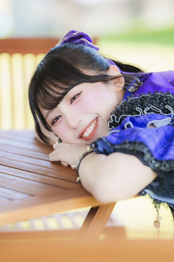 iLiFE_sumire's tweet photo. 野外フェスのときだいたい日向ぼっこしてる https://t.co/iqe1pQgTUz