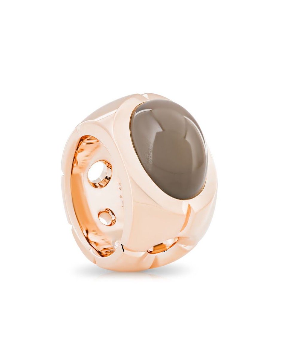 shopprestigelux's tweet photo. Jochen Pohl Rose Gold Moonstone Ring — 11.99ct enchanting moonstone. Shop now: https://t.co/90BAAQRi2g | SKU: STK027168 #shopprestige #prelovedluxury https://t.co/KykghYXLrN