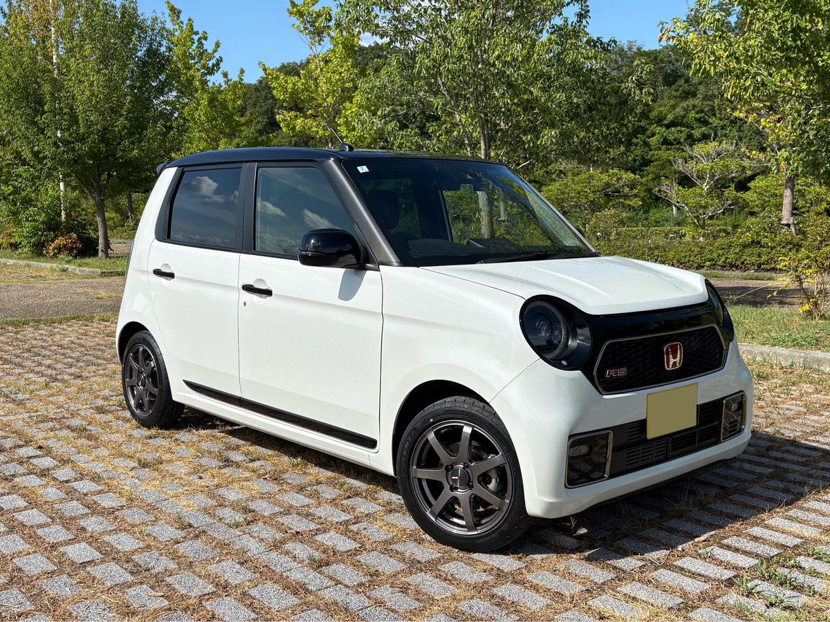 kou_none's tweet photo. ホイール交換しました🛞

ホイールはENKEI  
PerformanceLine PF07 

タイヤはブリヂストン POTENZA Adrenalin RE005
165/55R15

良き✨ https://t.co/Lv1z8Au7ZP