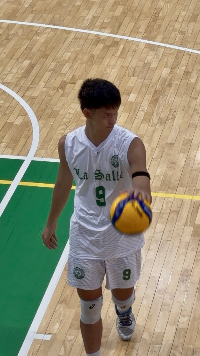 bautistadanielb's tweet photo. Arjay x Matthew!!!  💚🤍

#HarrisCup
#UAAPSeason89 https://t.co/lTT7jtEsrU