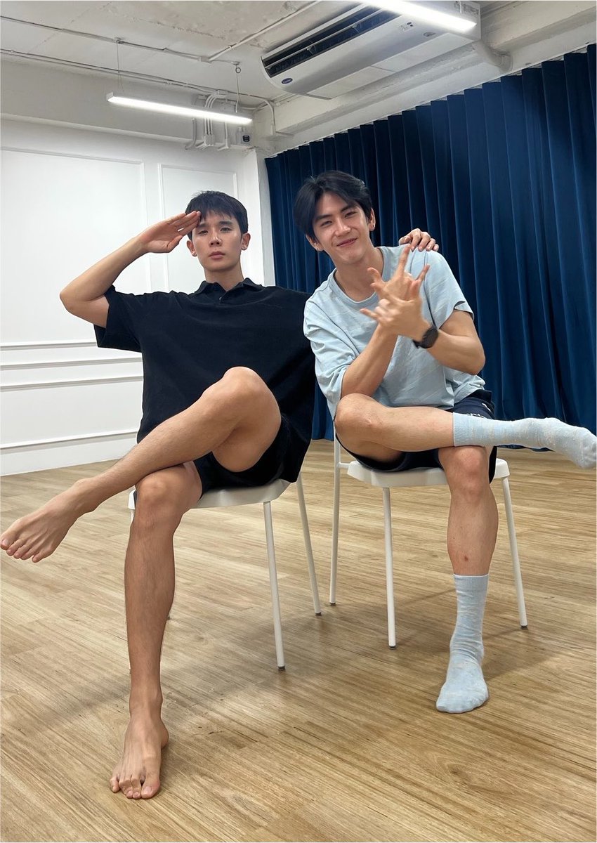Begerrrrrr's tweet photo. ตอนเห็นรูปนี้ผมโมโหมาก ว่าจะเอารูปไปเจนทำไมวะ อ๋อ ของจริงหรือคะ หรือคะ 

#IWillAlwaysSaveYou https://t.co/y8yLcTGk35