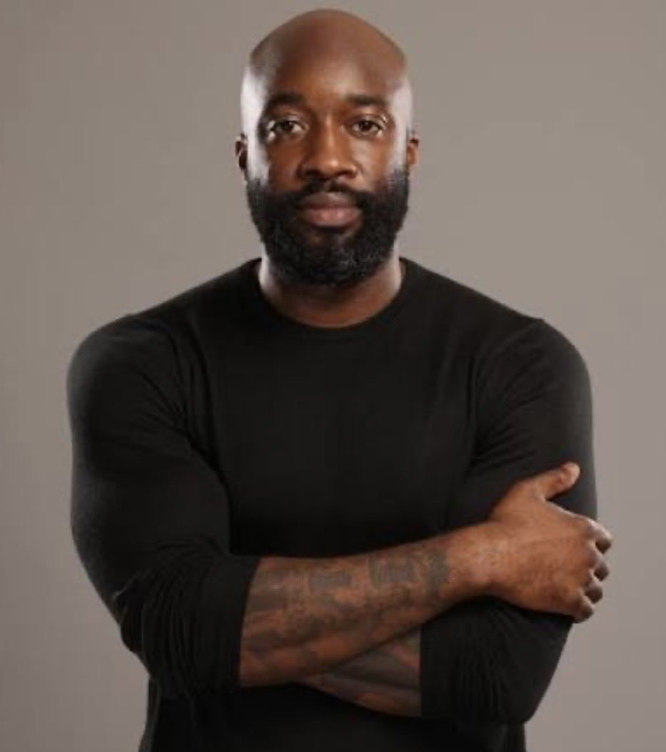 BobsSpliffRoll1's tweet photo. #AdeOladipo the new #JasonArday had the temerity to block me for calling him deluded for claiming to be the best #boxing analyst on #DAZN @DAZNBoxing #Foreman #Grill #GeorgeForeman #5LiveBoxing #BBC #PunchPerfect😹 😹 https://t.co/rKKdHFQUsa