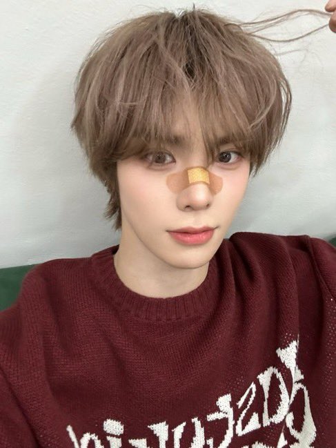 hamfan__'s tweet photo. # 판이최애셀카모으기 …

타래로 💕 https://t.co/bTk3brRo3G