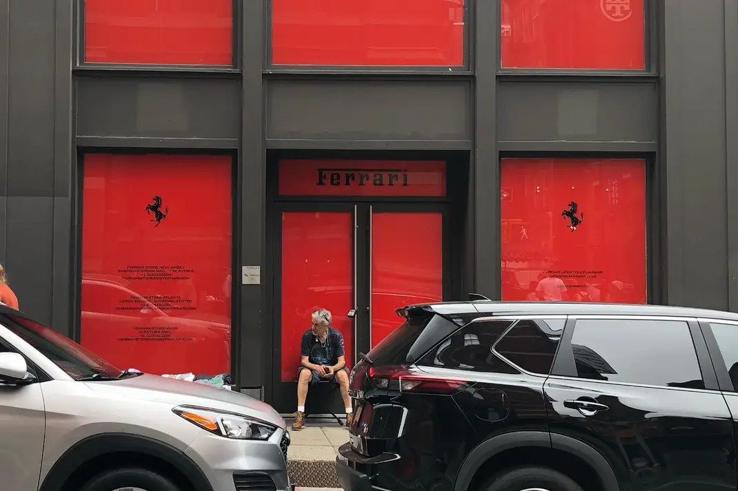 NY78com's tweet photo. USのFerrari���洒落すぎ。

https://t.co/chJIvXRcpN https://t.co/1ZDh5HIY6a