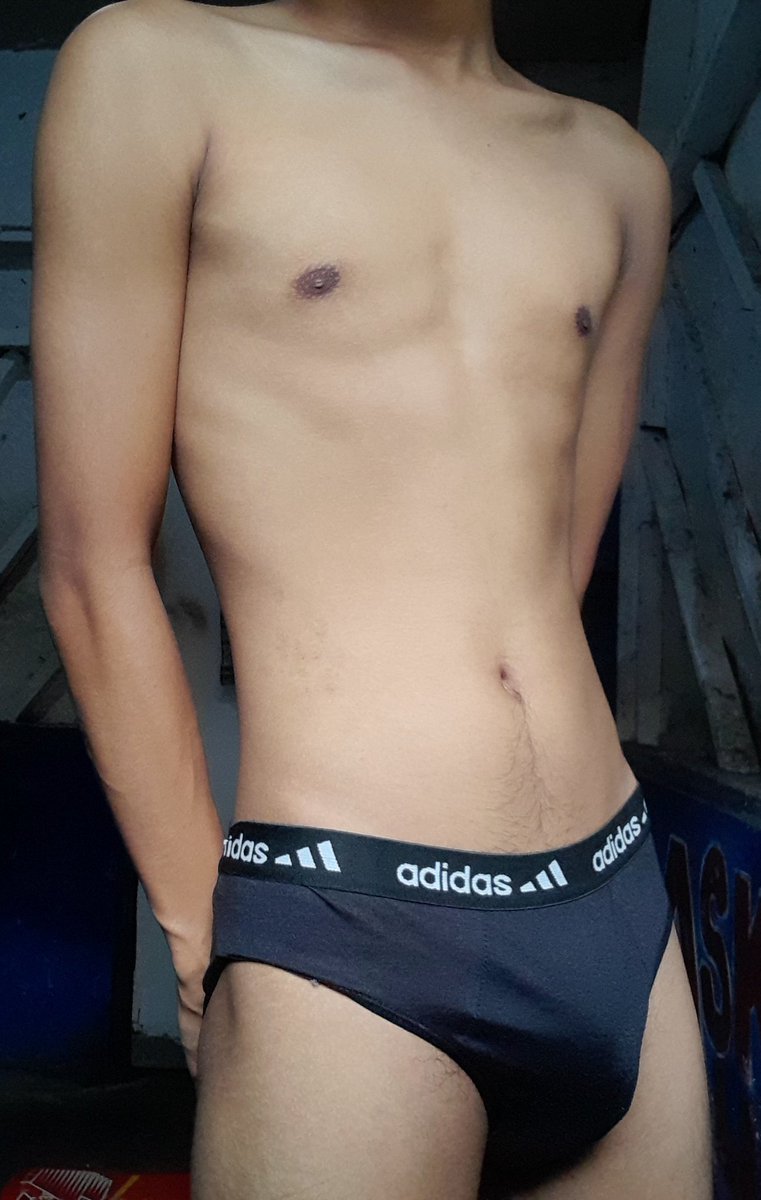 acilljxkc's tweet photo. Info #gaydenpasar #gaybali https://t.co/SufJrg8dWK