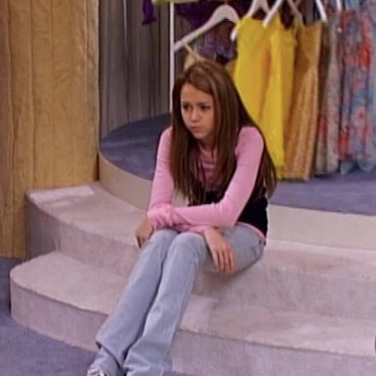 malibuwmiley's tweet photo. Well...another day surviving the Smiler fandom on fake news. https://t.co/rTtMPk1QEr