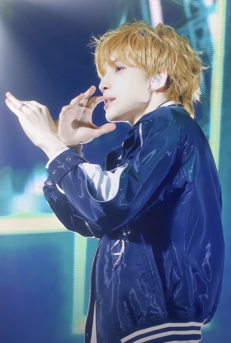 LD_0811's tweet photo. Cherish every beautiful memory made on your magical twenty‑one birthday

HAPPY 21ST DANIEL DAY
#다니엘21살꿈이이루어지길
#ShineBrightDaniel21 https://t.co/inKGBGNoXe