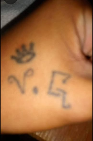 DesapGto's tweet photo. 🚨 #TeBuscamos Jesús Alberto Flores Benavidez, desaparecido el 12/11/2025 en Cuerámaro, Guanajuato || Tiene un tatuaje con el nombre "Angel" en el antebrazo y las letras "V.G" || Es moreno, delgado,  1.60‼️|| @Claudiashein @LibiaDennise || @Busqueda_MX @BusquedaGto https://t.co/xwQfCg3Hhv