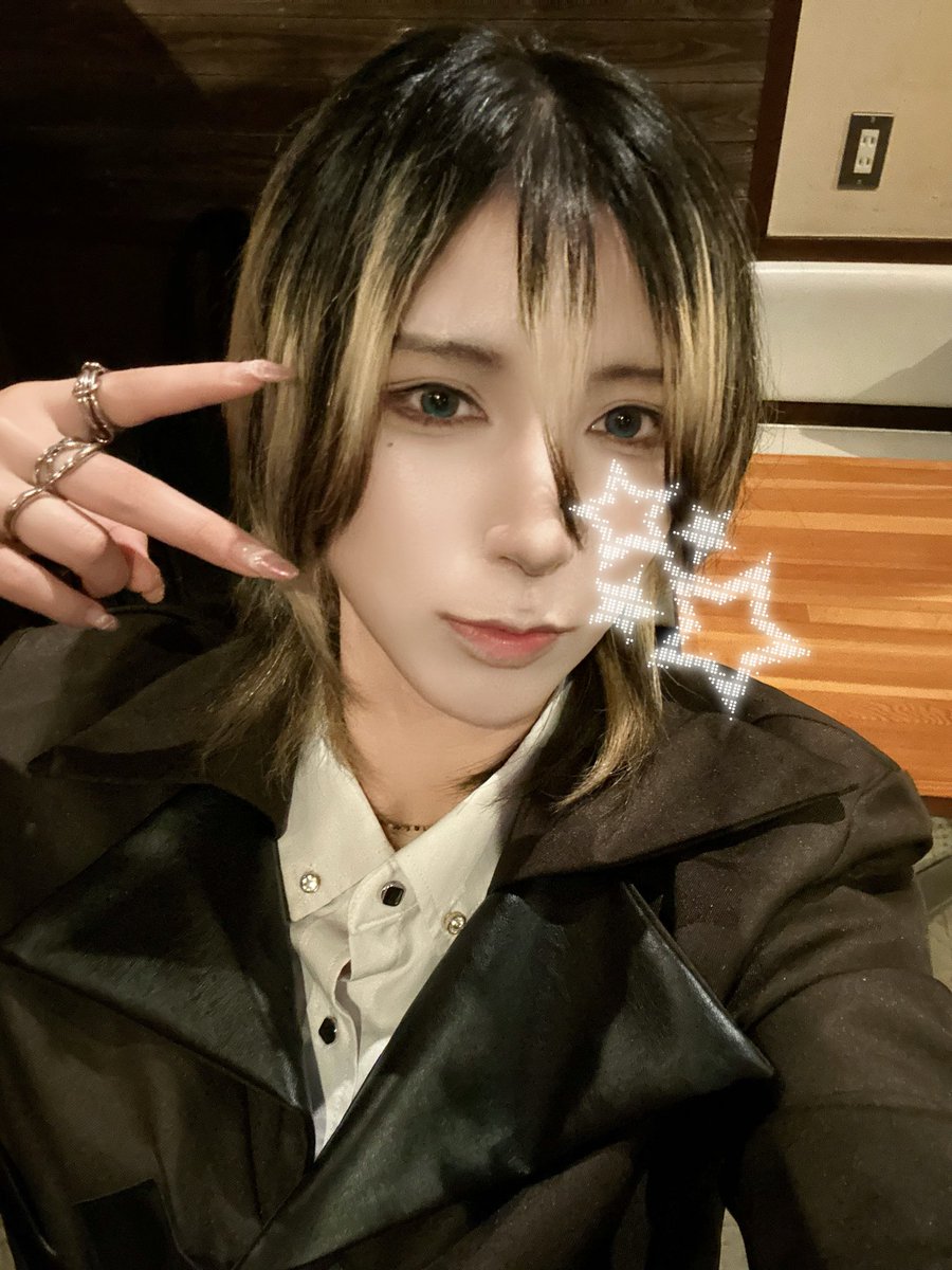 kindradengineer's tweet photo. おきゅおわでス(ᵔᴥᵔ)
づっきー呼びありがとうだね。
ﾎﾟﾃﾄとﾎﾟﾃﾁの提供に誤りがないように頑張りまス🥃ｺﾞﾁです
今日はﾊﾟﾍﾟ様方ゆっくり話せて楽しかったﾆｪﾝ‼︎次は17日だﾆｪﾝ-_-b
紫月 https://t.co/p65QDBy0Mh