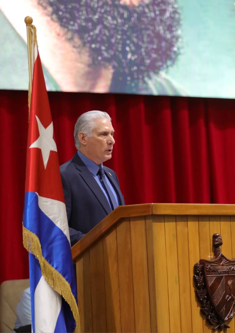 DrRobertoMOjeda's tweet photo. Participamos en el I Coloquio Internacional Fidel: Legado y Futuro, un espacio que demuestra, como expuso @DiazCanelB en la Conferencia Inaugural, que el pensamiento de Fidel sigue siendo la brújula más precisa para enfrentar los retos actuales. 

#100AñosConFidel https://t.co/SlRj2bOufO